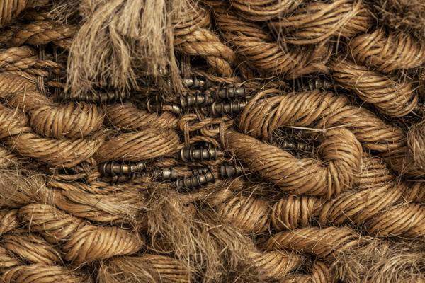 Utsnitt av et tekstilverk laget av kunstner Magdalena Abakanowicz. Foto.