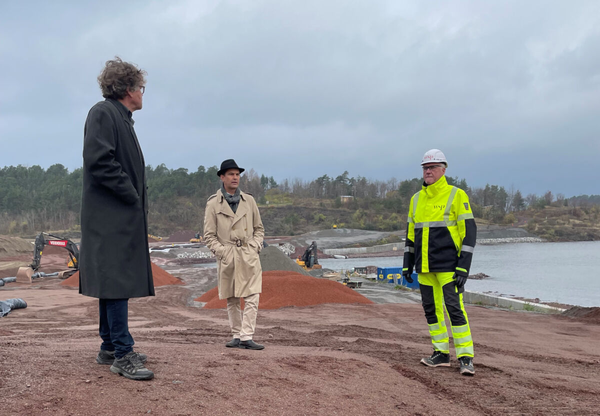 Team på befaring på Langøyene. Foto