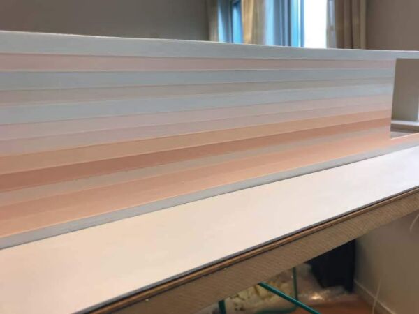 Foto av modell av Marianne Brekkes veggmaleri.